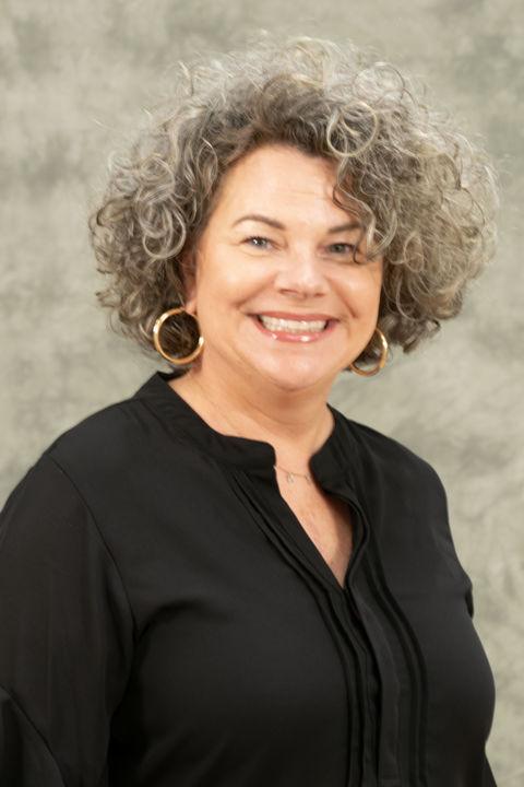 Gina Kaufman headshot